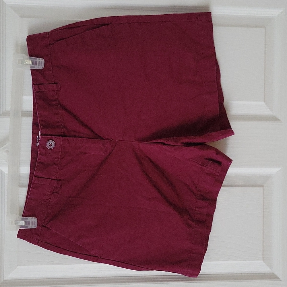 Ann Taylor LOFT red cotton original shorts size 8